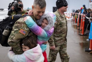 Ushtarët amerikanë kthehen në shtëpi pas 10 muajsh shërbim në Kosovë, Garda Kombëtare publikon fotografitë