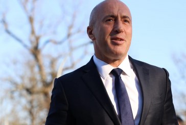 Dita e Mësuesit, Haradinaj del me tre kërkesa emergjente për përmirësim të kushteve të mësimdhënësve