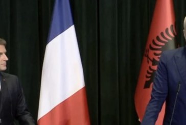 Macron kërkon që Kosova dhe Serbia t’i normalizojnë raportet