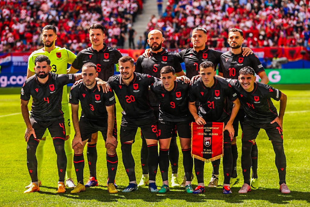 Reuters me artikull për kuqezinjtë: Nga goli më i shpejtë te tifozët fantastikë, Shqipëria solli surpriza në Euro 2022