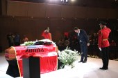 Glauk Konjufca nderon jetën dhe veprën e shkrimtarit të shquar Ismail Kadare