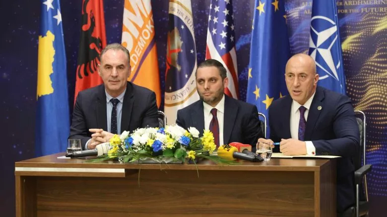 Ramush Haradinaj me partnerët e koalicionit mbajnë sot konferencë për media