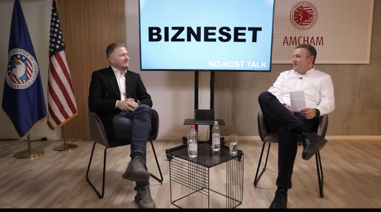 Aktiviteti i Odës Amerikane “No Host Talk” rikthehet me Lorik Fejzullahun nga Eco Park dhe Trim J. Ternava nga “SunVolta Energy”