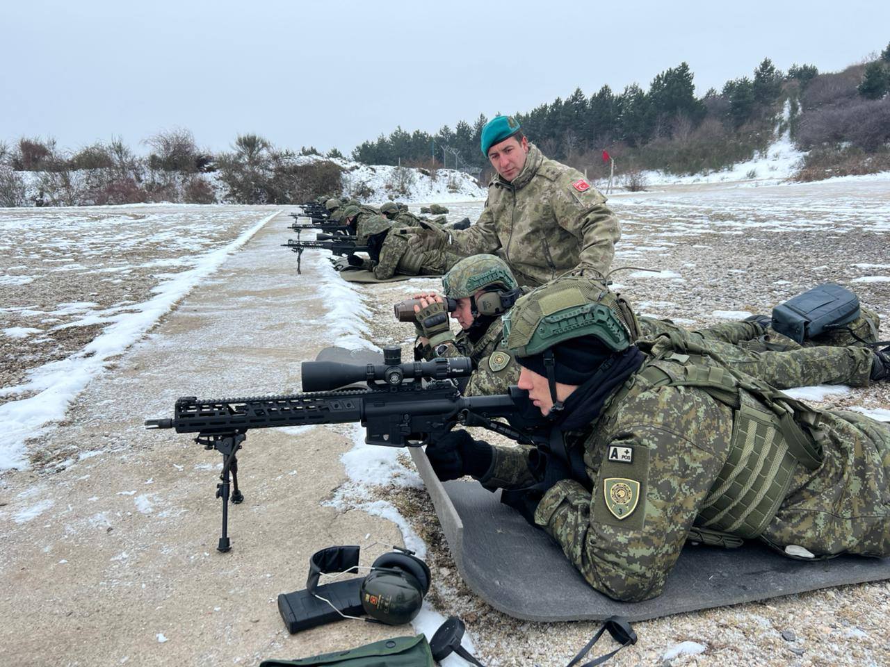 Forcat e Armatosura Turke trajnojnë ushtarët e Kosovës