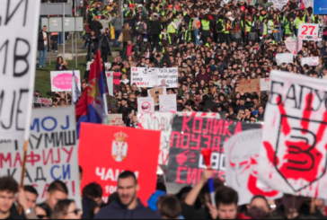 Vazhdojnë protestat kundër Vuqiçit në Beograd