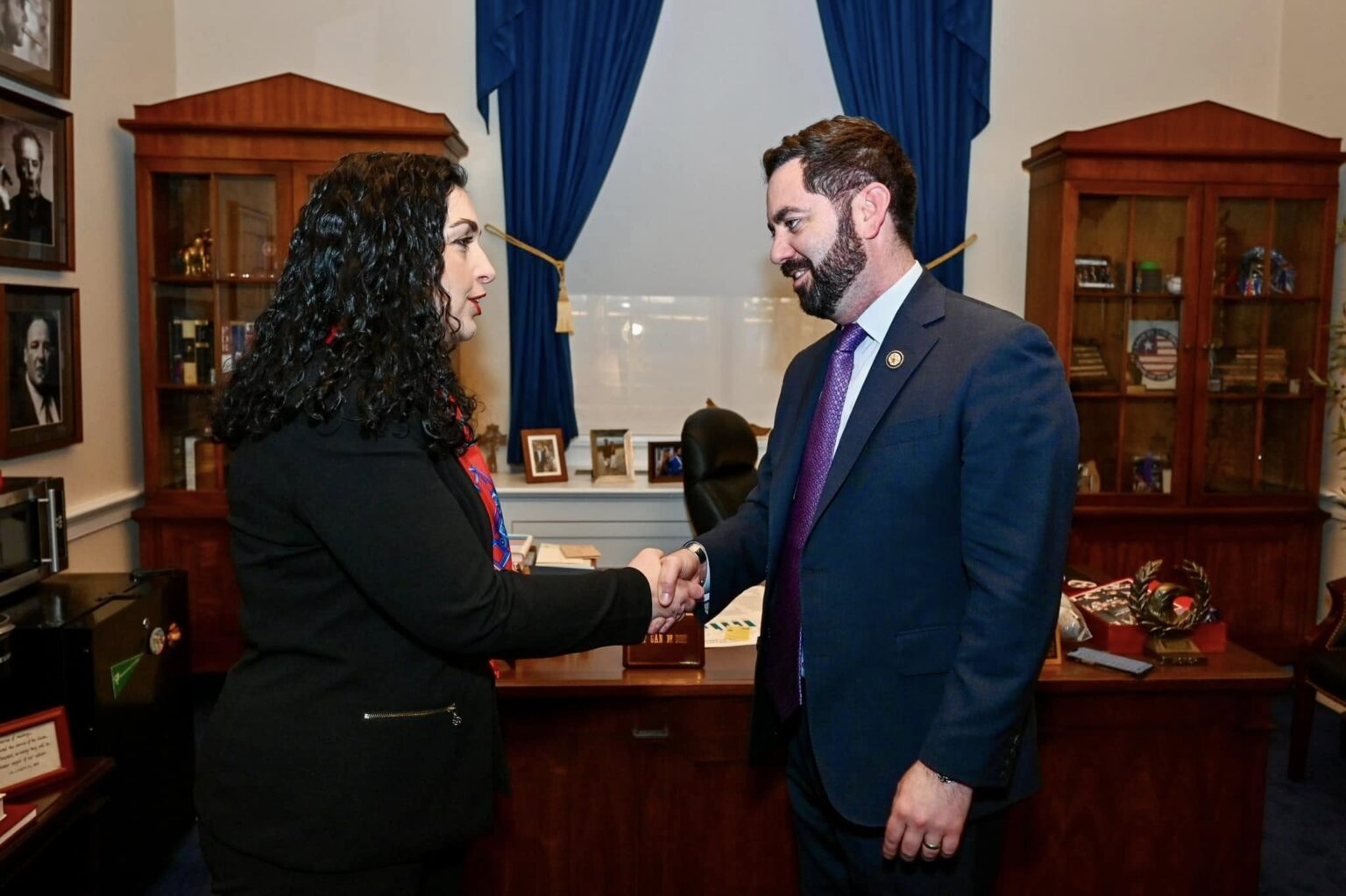 Osmani takon kongresistin republikan: Mbështetja e SHBA-së vendimtare për rrugëtimin tonë si shtet sovran