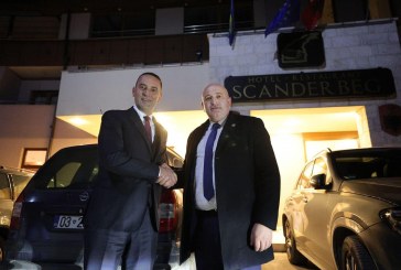 Daut Haradinaj mbështet Ukë Blakajn: “Fitorja e tij, një nder për Kuvendin e Kosovës”