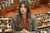Albulena Haxhiu nuk arrinë të bëhet kryeparlamentare, merr vetëm 57 vota
