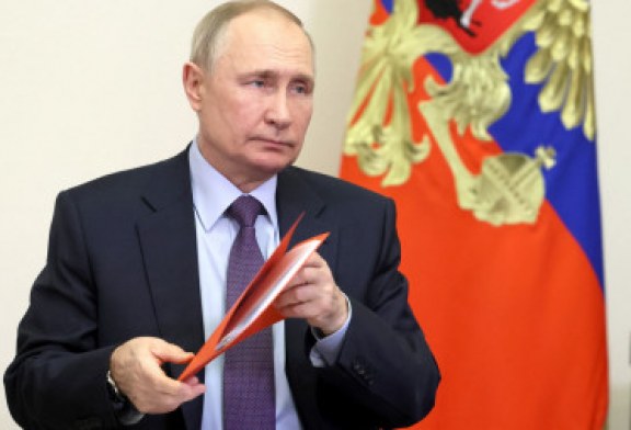 Putin shpall armëpushim në Ukrainë