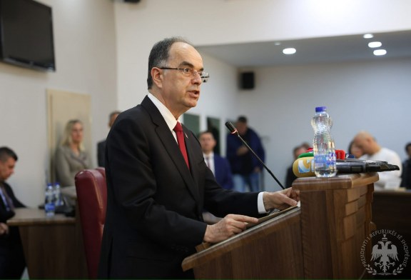Begaj sot e viziton Prishtinën