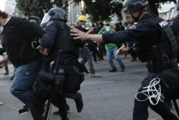Protestat kundër vendimeve për imigracionin/ Trazirat në Los Anxhelos përshkallëzohen, Trump vendos trupa shtesë për të frenuar situatën