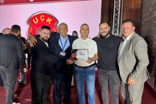 U mbajt Festivali Mbarëkombëtar i Folklorit në Deçan “Eshkë e ndezur mbi Shkëlzen”