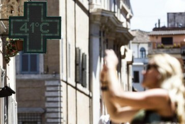 Në Francë mbyllen 200 shkolla, shkakë nxehtësia