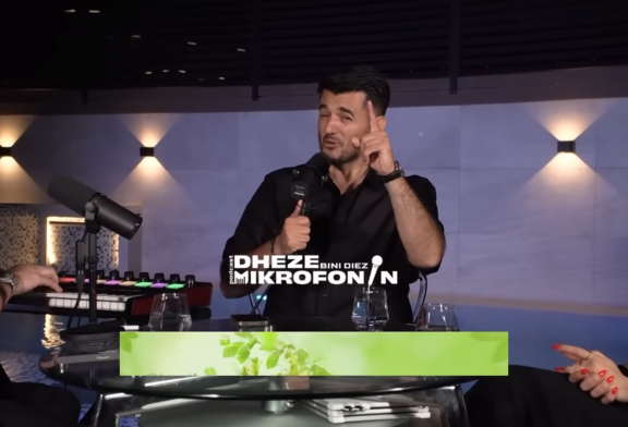 “Zëri që trondit” Labinot Tahiri ndez ‘Dheze Mikrofonin’ me emocione dhe balada të pavdekshme
