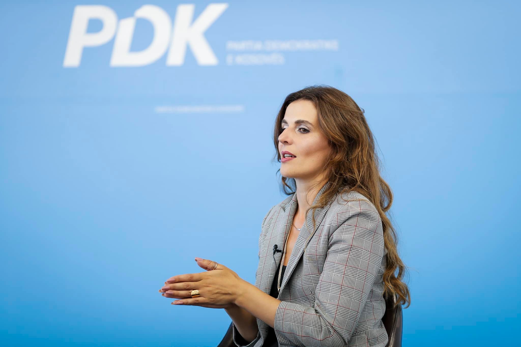 Çitaku: Kosova është shumë më e madhe sesa egoja e Albin Kurtit dhe ambicia e Albulena Haxhiut