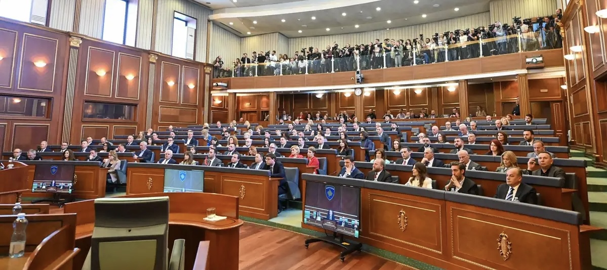 Kuvendi dështon të konstituohet edhe për herë të 49-të, vetëm edhe tri tentime deri në skadimin e afatit kushtetues